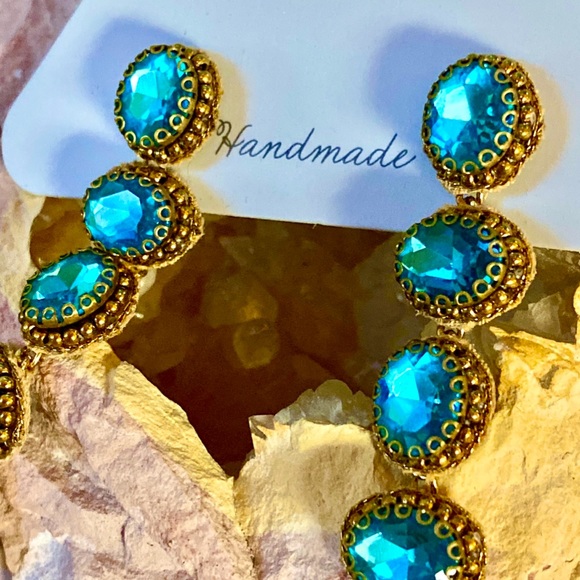 NWT Deepa Gurnani Turquoise Crystal Bead Earrings - Picture 5 of 11